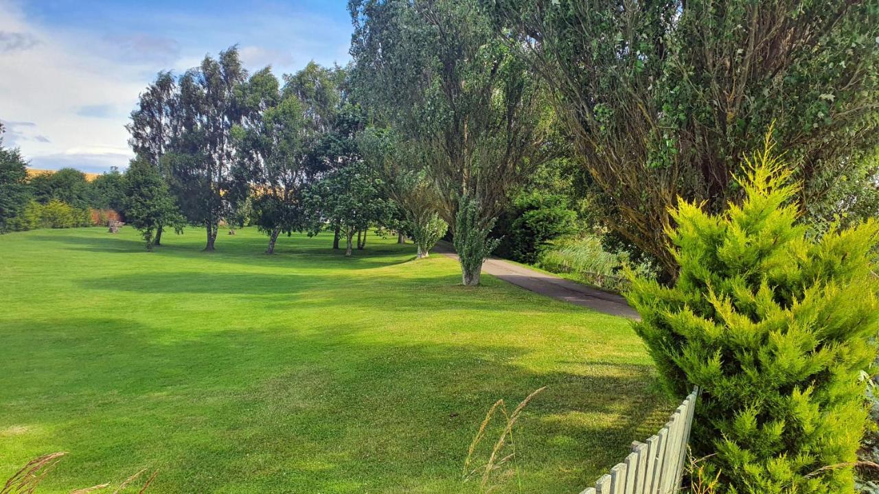 Spacious Well Equipped Chalet Bungalow Close To Nairn, Auldearn Esterno foto